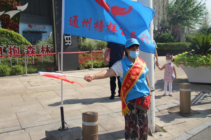 <strong>爆操小穴视频污</strong>